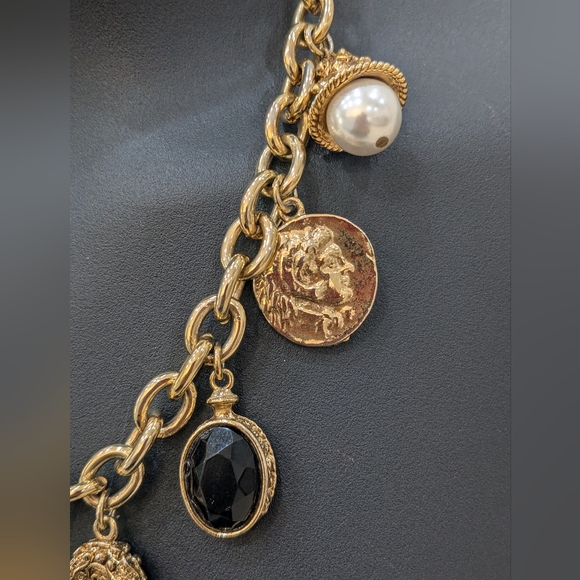 Vintage Statement Chunky Fob Golden Coin and Pearl Bead Necklace - Picture 3 of 13